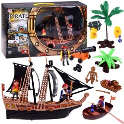 Pirátska loď s príslušenstvom a zvukom